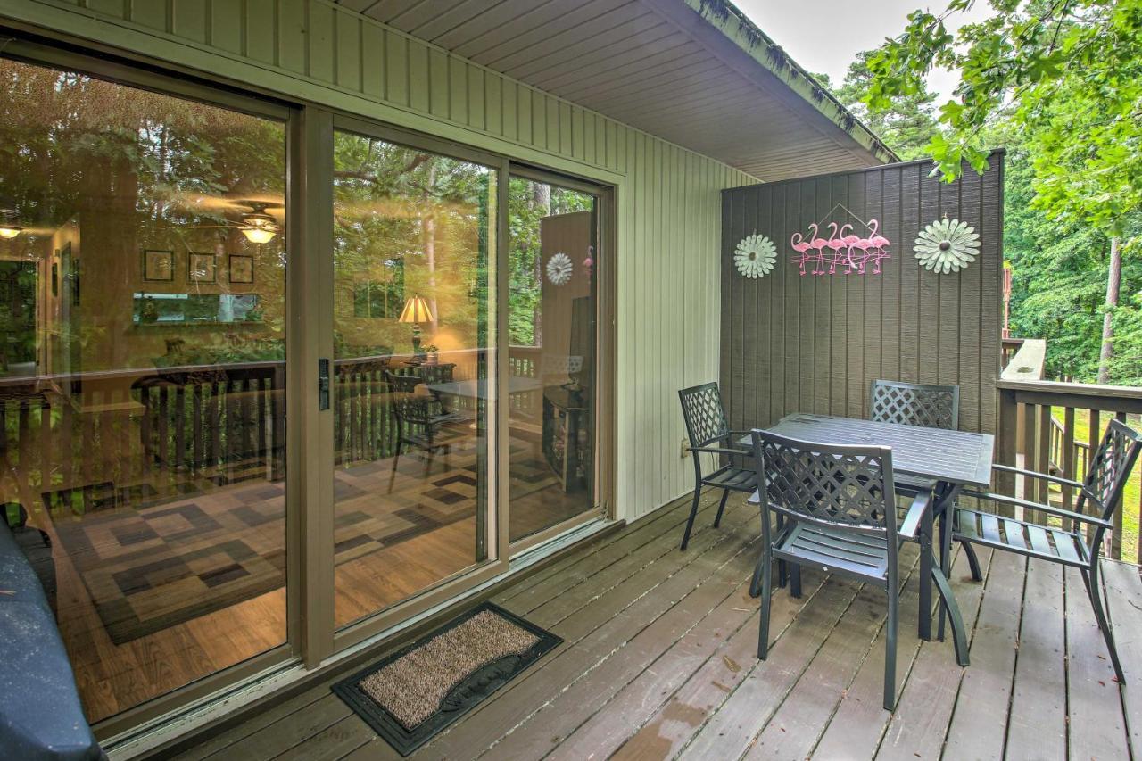 Hot Springs Village Retreat With Deck 3 Mi To Golf! Buitenkant foto
