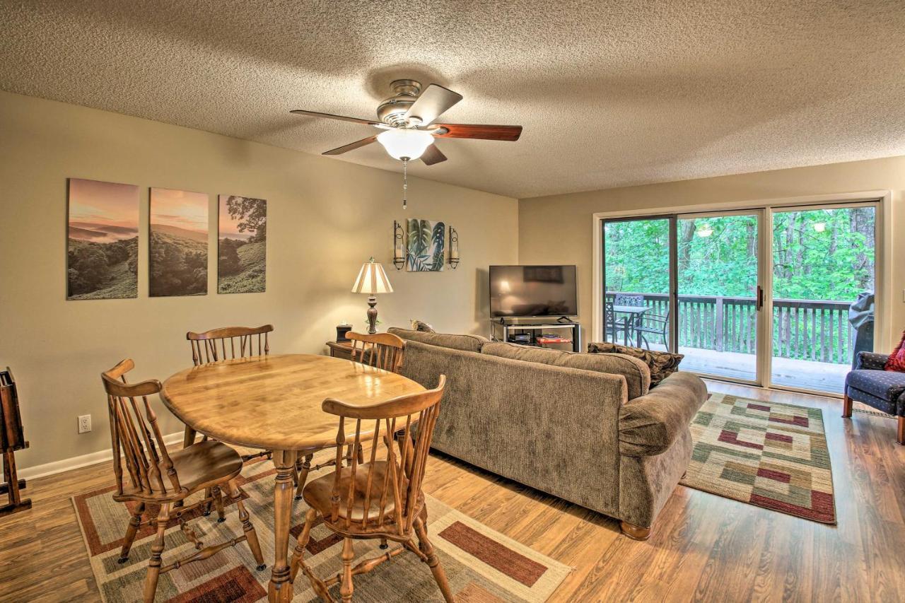 Hot Springs Village Retreat With Deck 3 Mi To Golf! Buitenkant foto