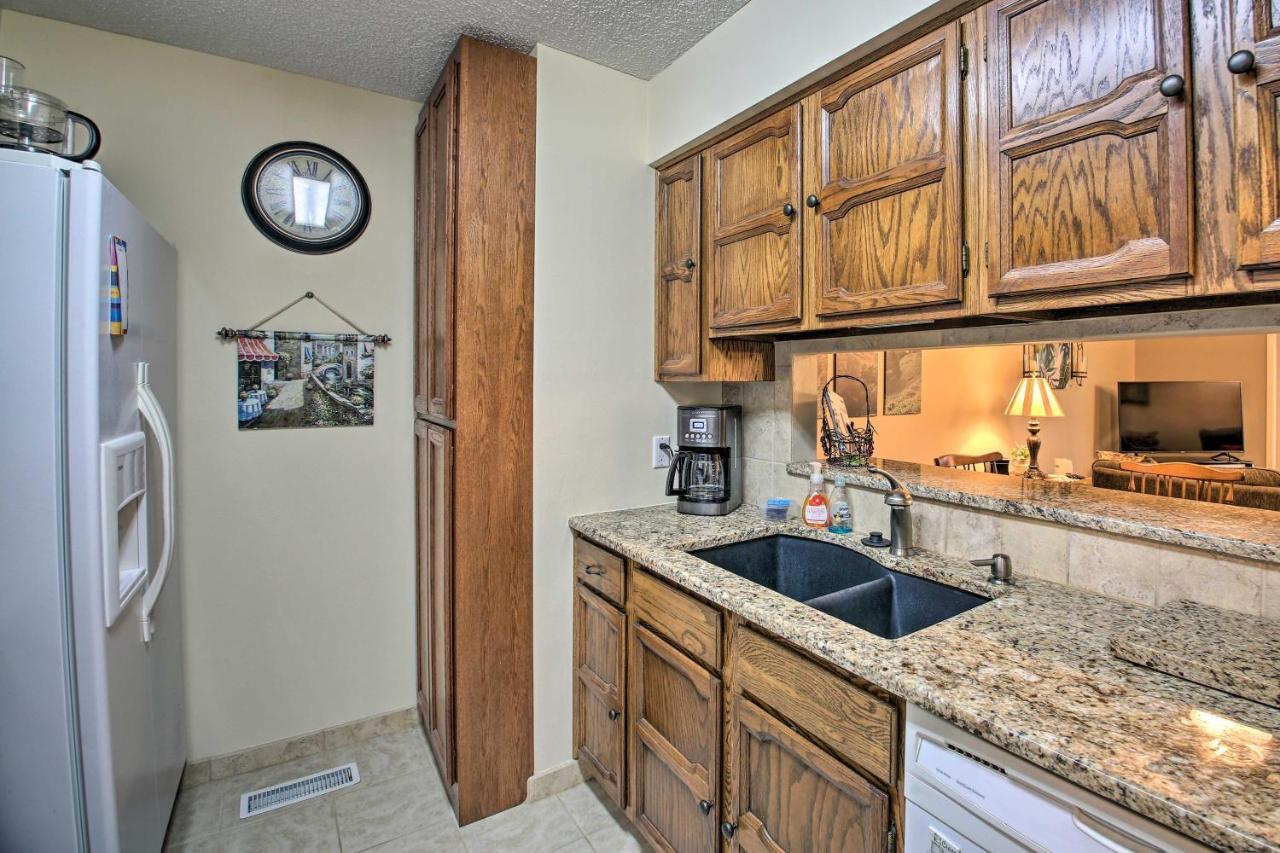 Hot Springs Village Retreat With Deck 3 Mi To Golf! Buitenkant foto