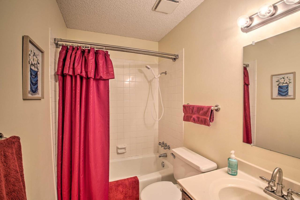 Hot Springs Village Retreat With Deck 3 Mi To Golf! Buitenkant foto