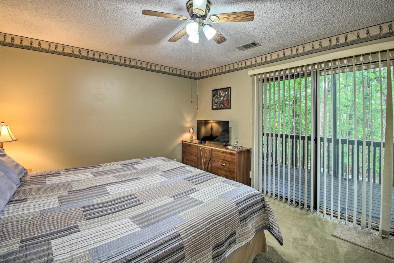 Hot Springs Village Retreat With Deck 3 Mi To Golf! Buitenkant foto