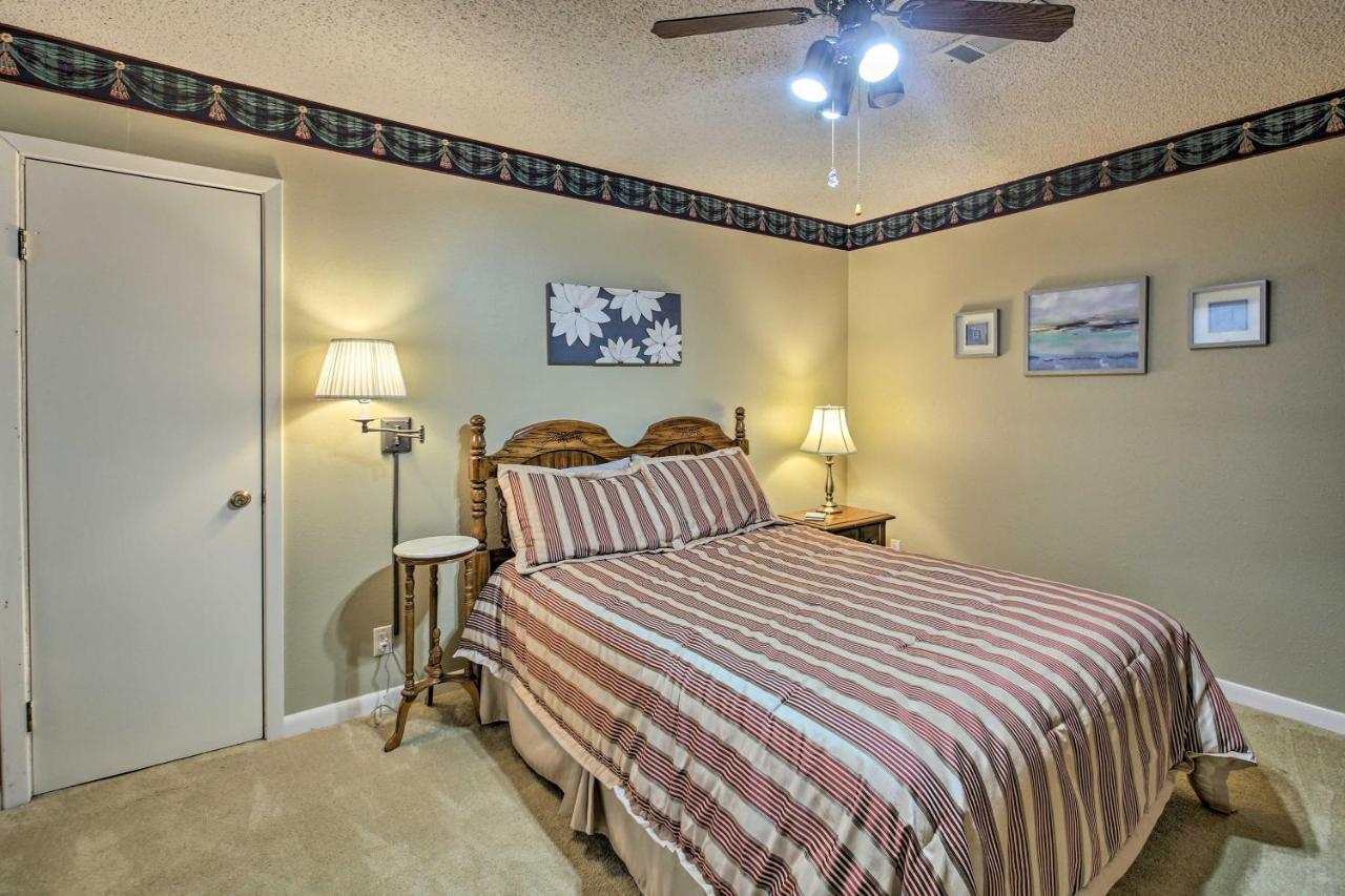 Hot Springs Village Retreat With Deck 3 Mi To Golf! Buitenkant foto