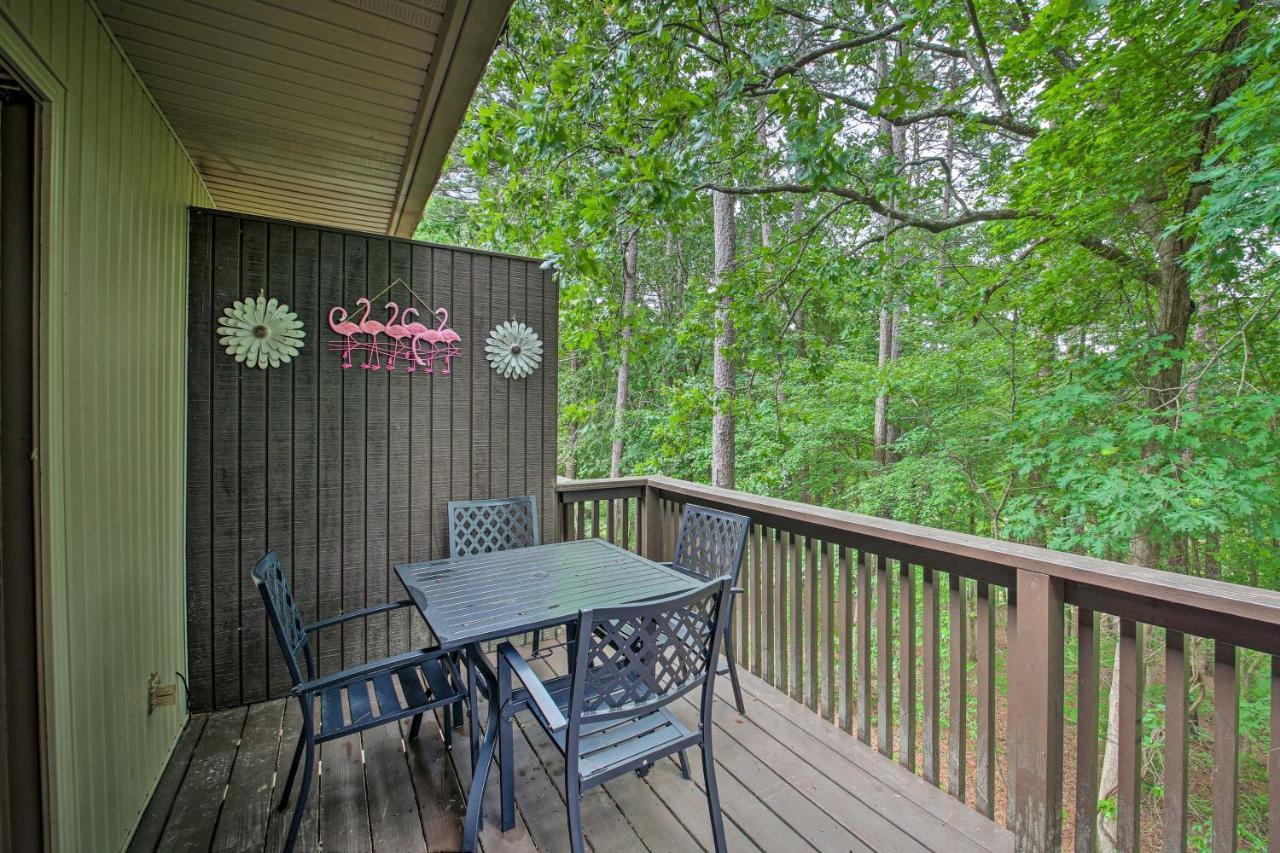 Hot Springs Village Retreat With Deck 3 Mi To Golf! Buitenkant foto